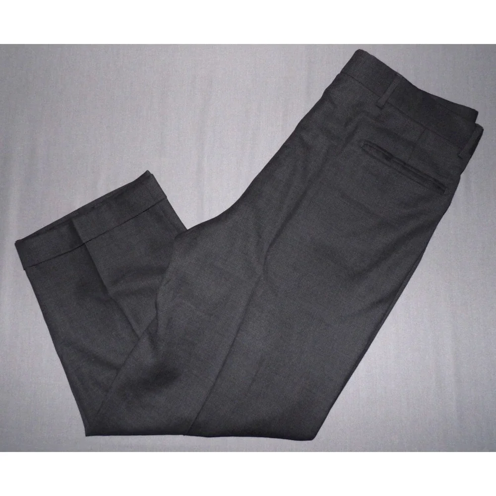Jos. A. Bank 100% Wool 2 Piece Suit Gray 42R Jacket & 34 X 28 Pleated Pants